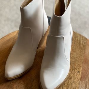 Soda White Pointy Toe Cowboy Mid